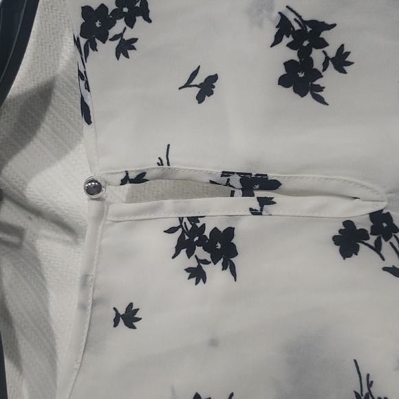 Top - Picture 9 of 10